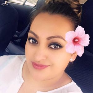 Meet your Posher, Evelyn